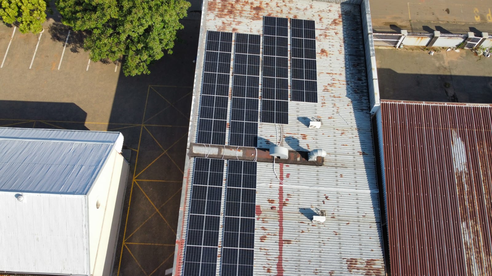 Golden Peak Spur Hybrid Solar Installation